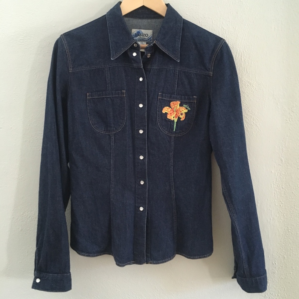 Vintage-Style Dark Blue Denim Shirt Jacket with Embroidered Flower